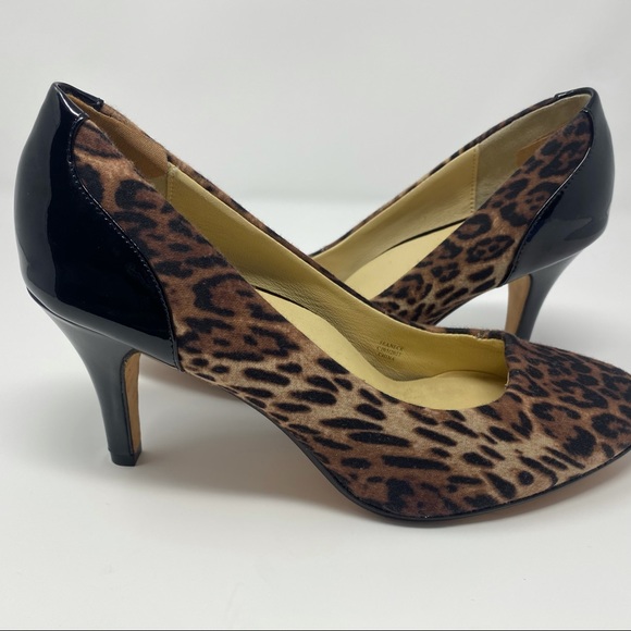 Taryn Rose Teaneck Leopard Print Pump Brown Multi - Picture 3 of 13